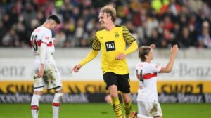 Stuttgart Vs Dortmund: Die Borussen Digilas 1-5